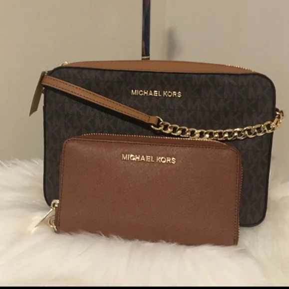 Michael Kors Bags Michael Kors Crossbody Purse And Wallet Open